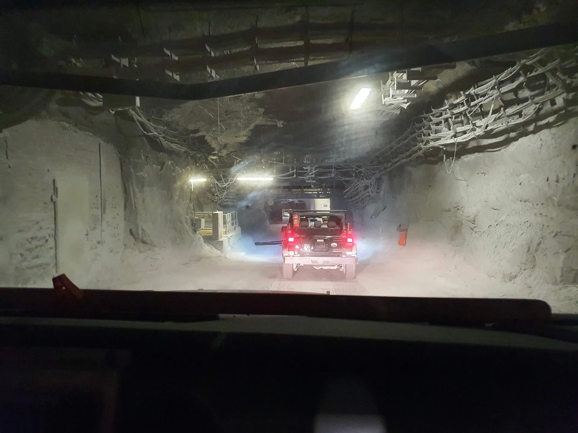Droneinspektion minedrift – saltmine gang under jord