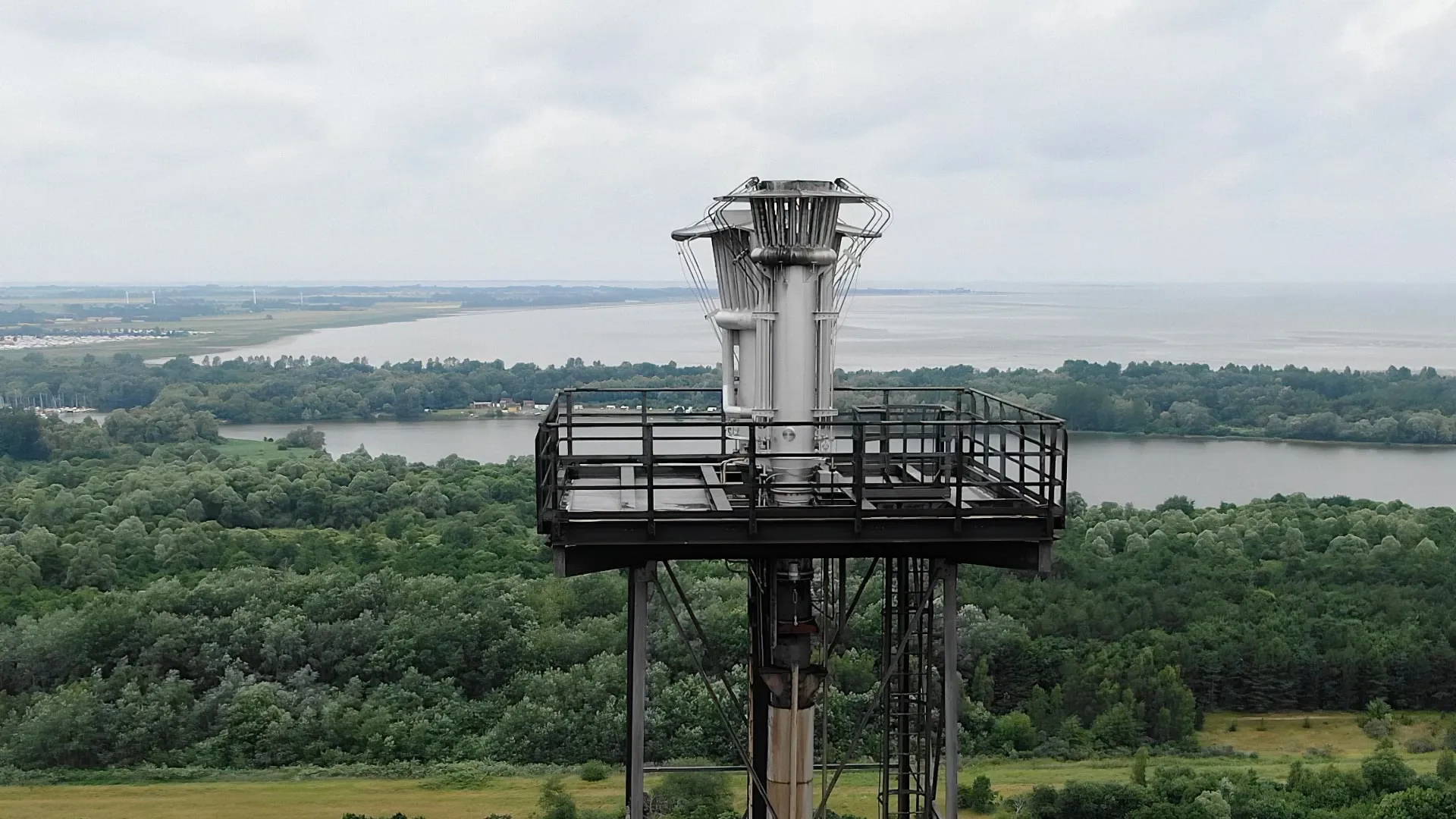 Drone inspection of industrial flare stack – DJI M30T without shutdown